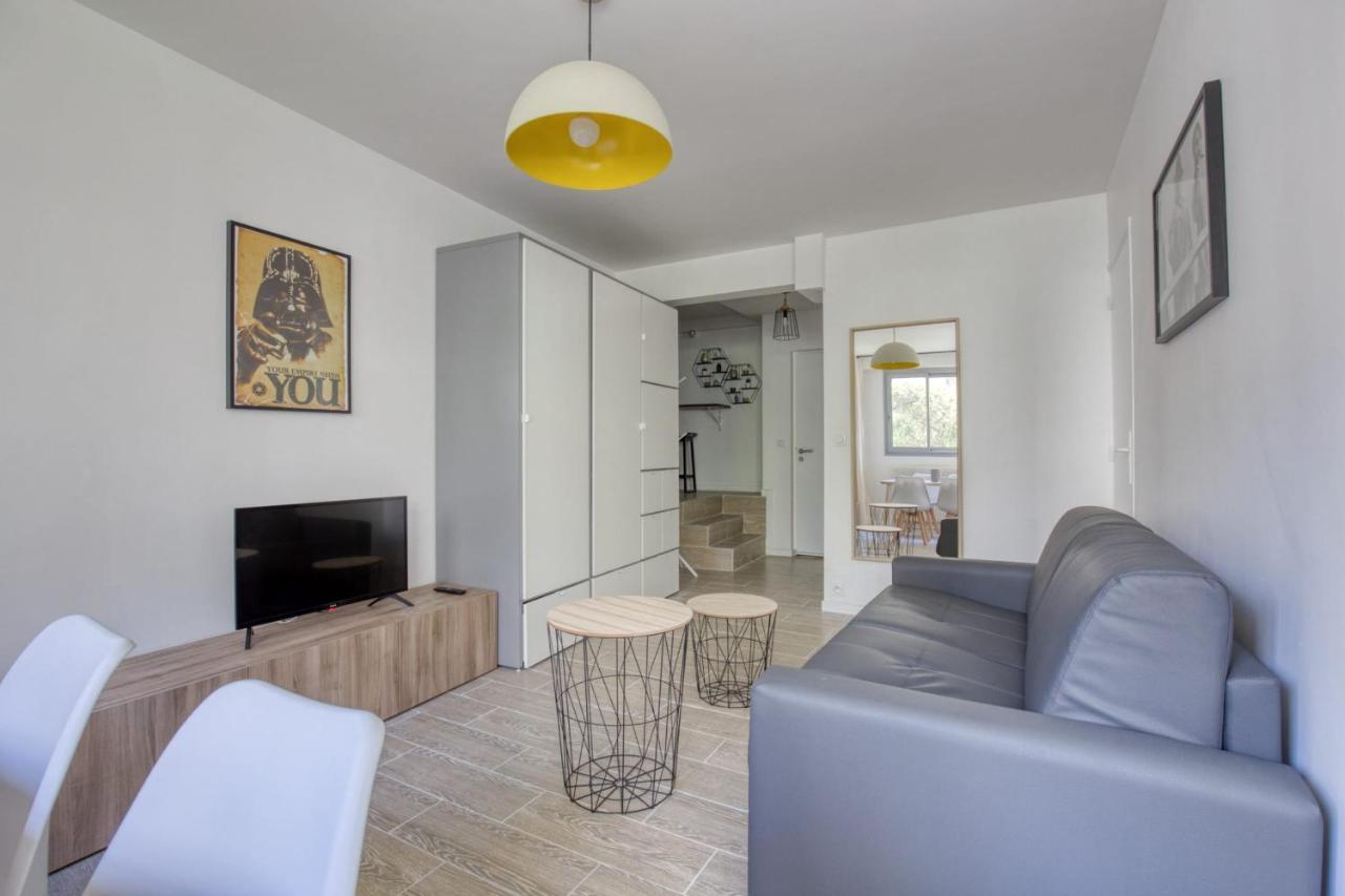 Charming Apartment In The Heart Of The 19Th باريس المظهر الخارجي الصورة